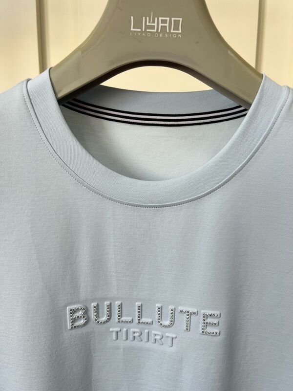 Luxury Crew Neck T-shirt Print Logo Design Adopts Original Fabric Embossing Process Plus Heat - Transfer Vinyl Process OEM/ODM