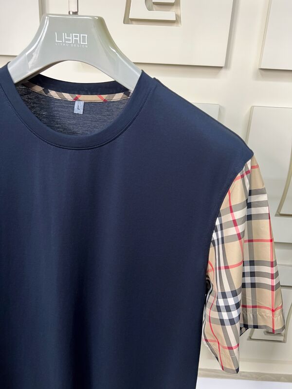 Men's Fashion Tees with Iconic Plaid Sleeves, Regular Fit Crew Neck, High - Quality Cotton